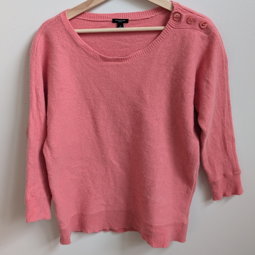 Ann Taylor Pink Lambswool Blend Sweater – Size L